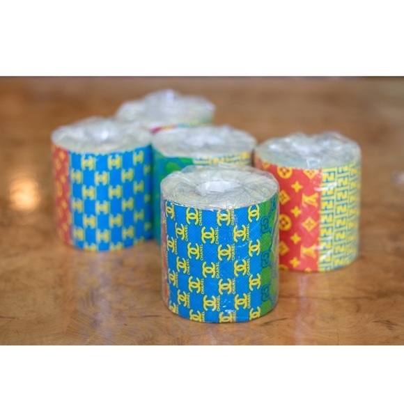 ComplexCon Exclusive Chinatown Market Toilet Paper - Picture 4 of 6